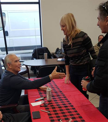 Ricky Steamboat Signing