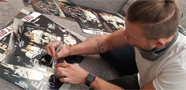 Aaron Schwartz Signing