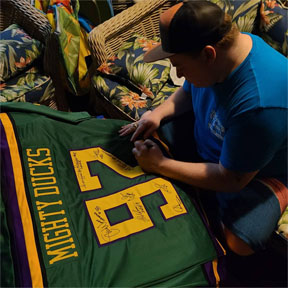 Danny Tamberelli Signing