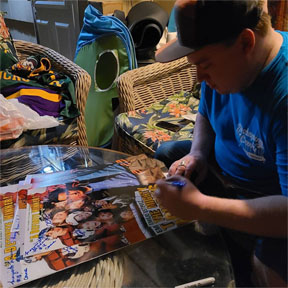 Danny Tamberelli Signing
