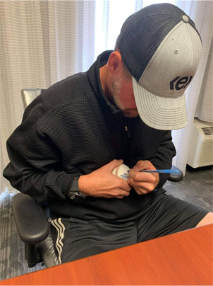 Kent Mercker Signing