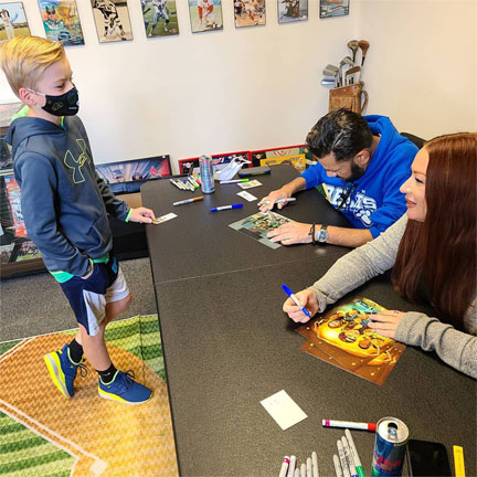 Natanya Ross & Shaun Weiss Signing
