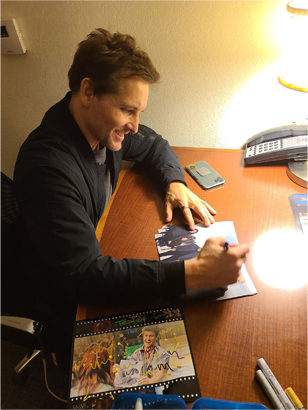 Peter Facinelli Signing