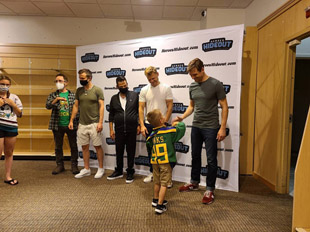 The Mighty Ducks Cast Signing