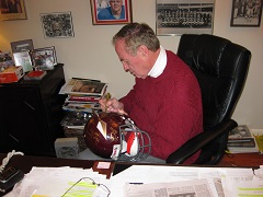 Sam Huff signing